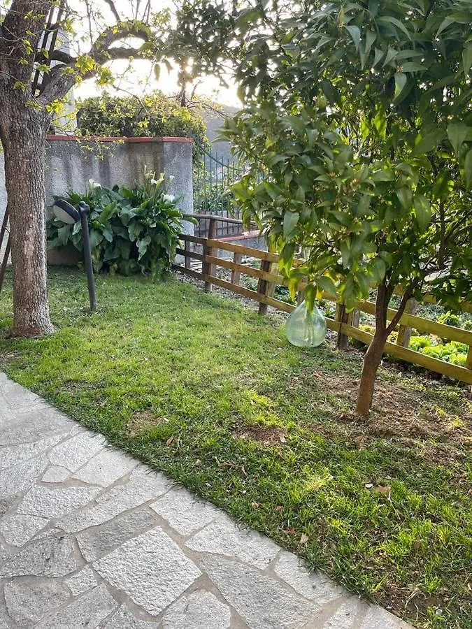 Via Garibaldi Apartman Orco Feglino